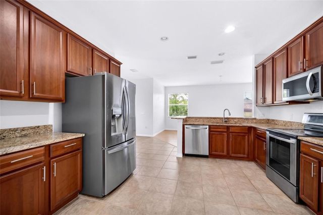 8919 N RIVER ROAD, Tampa, FL 33635