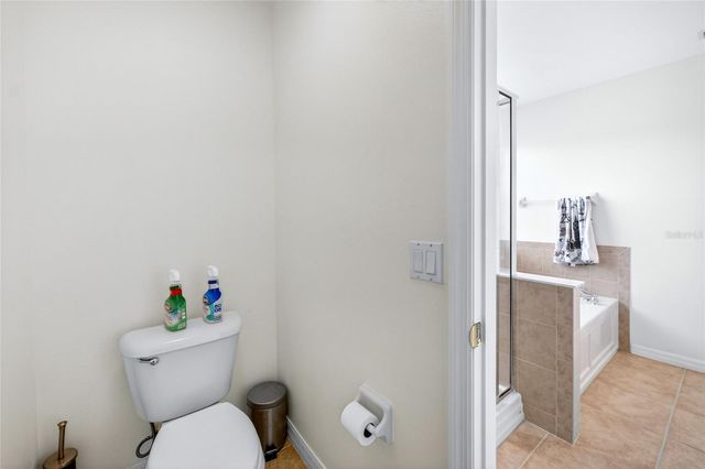 8919 N RIVER ROAD, Tampa, FL 33635