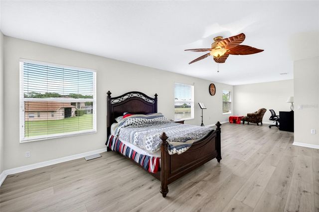 8919 N RIVER ROAD, Tampa, FL 33635