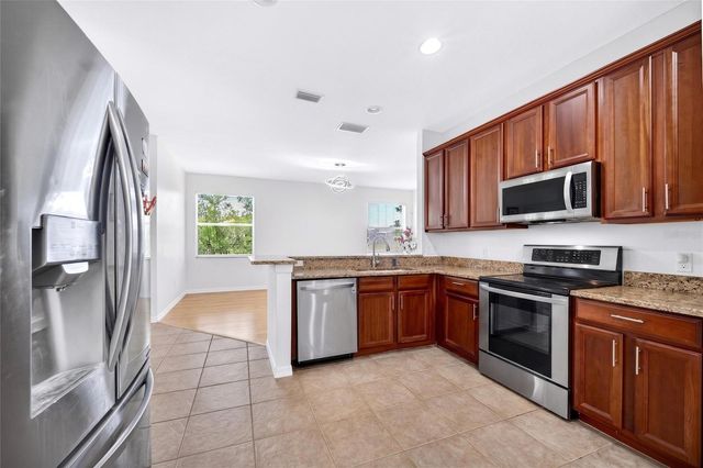 8919 N RIVER ROAD, Tampa, FL 33635