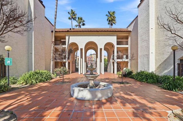 39843 Cedar Boulevard 227, Newark, CA 94560