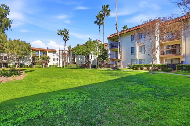 39843 Cedar Boulevard 227, Newark, CA 94560