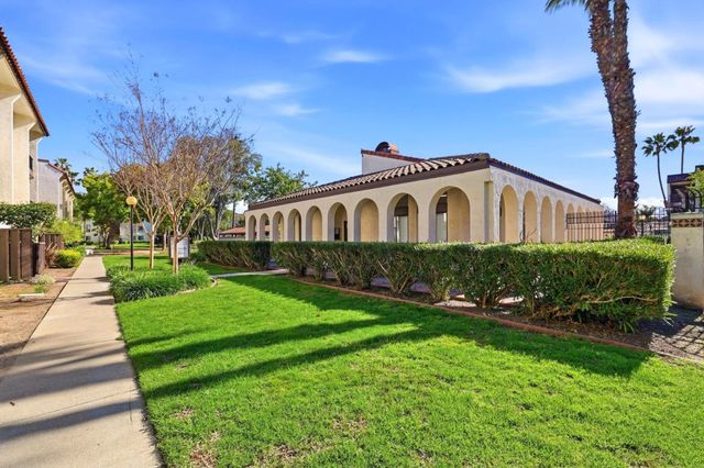 39843 Cedar Boulevard 227, Newark, CA 94560