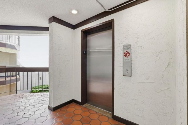 39843 Cedar Boulevard 227, Newark, CA 94560