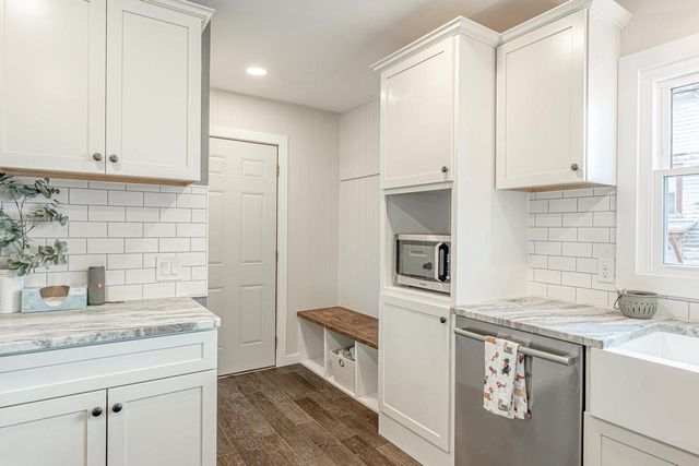 410 4th Avenue, New Glarus, WI 53574