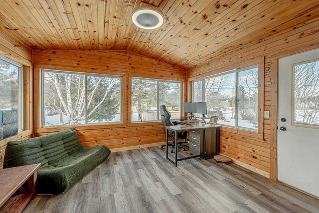 410 4th Avenue, New Glarus, WI 53574