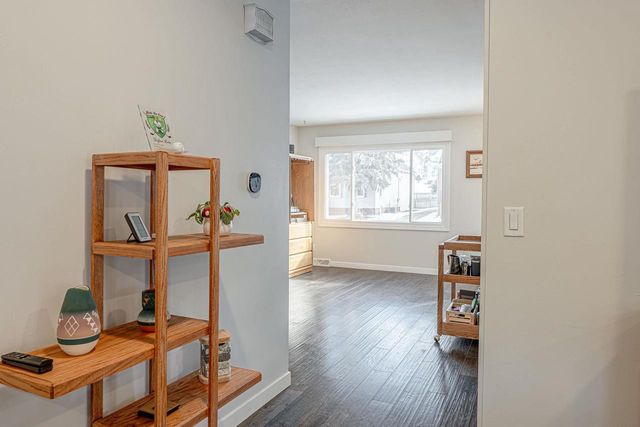 410 4th Avenue, New Glarus, WI 53574