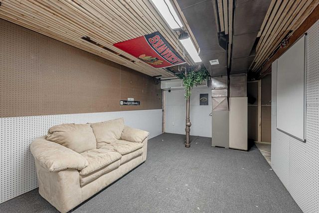 410 4th Avenue, New Glarus, WI 53574