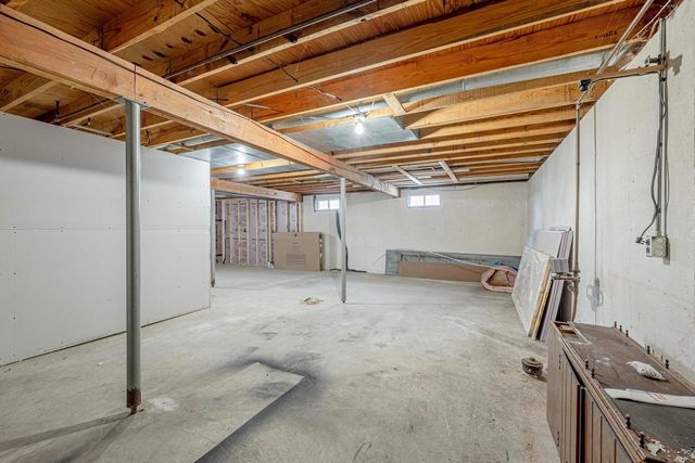 410 4th Avenue, New Glarus, WI 53574