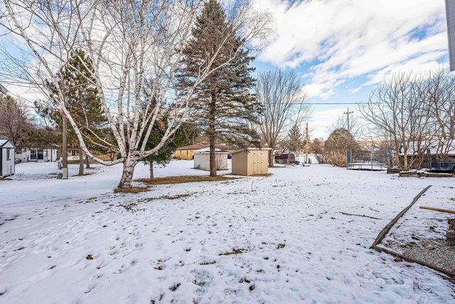 410 4th Avenue, New Glarus, WI 53574