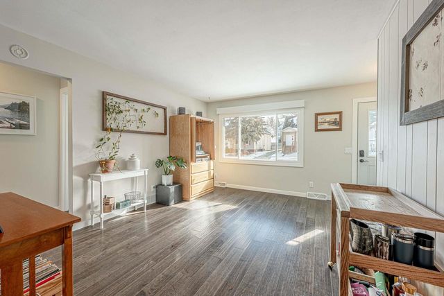 410 4th Avenue, New Glarus, WI 53574