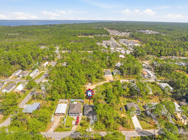 37 S 4th Street, Santa Rosa Beach, FL 32459