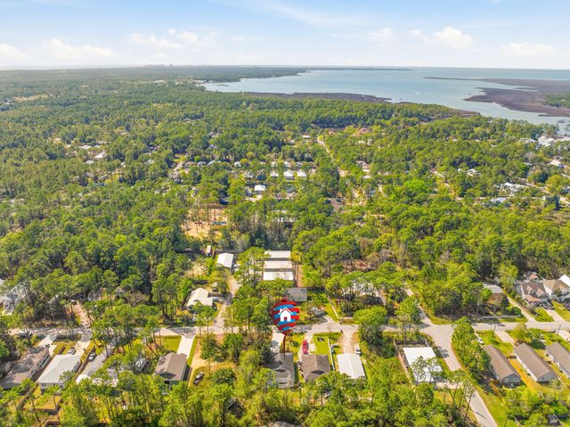 37 S 4th Street, Santa Rosa Beach, FL 32459