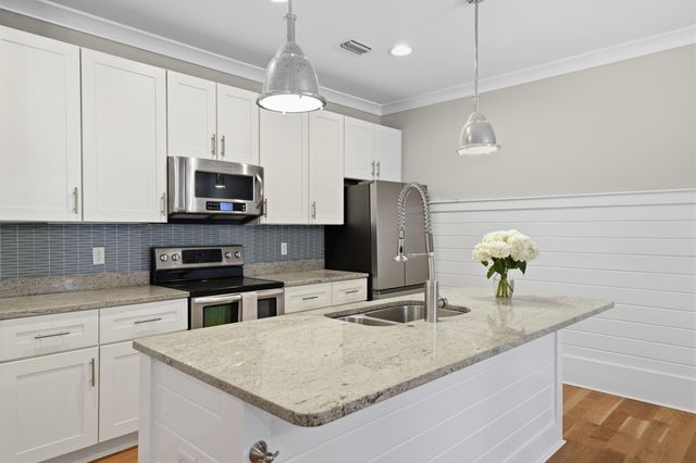 37 S 4th Street, Santa Rosa Beach, FL 32459