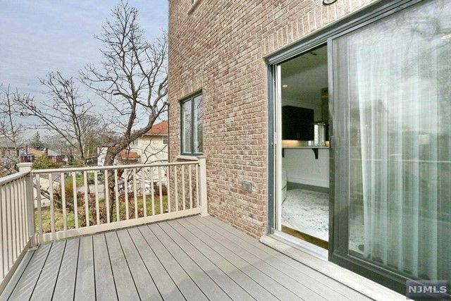 793 Harvard Place, Cliffside Park, NJ 07010