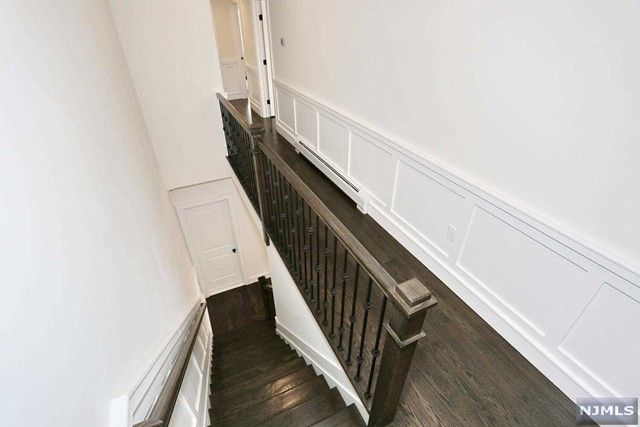 793 Harvard Place, Cliffside Park, NJ 07010