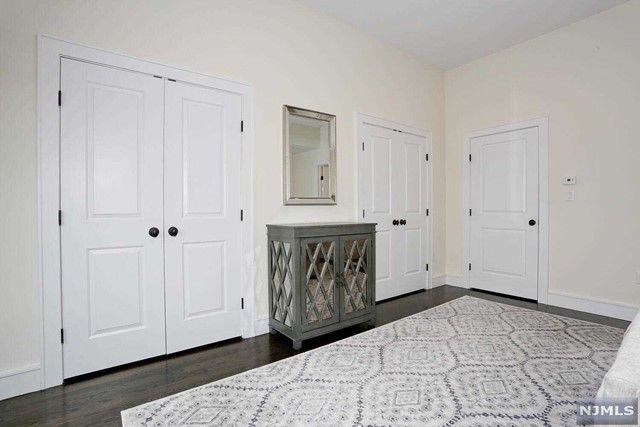 793 Harvard Place, Cliffside Park, NJ 07010