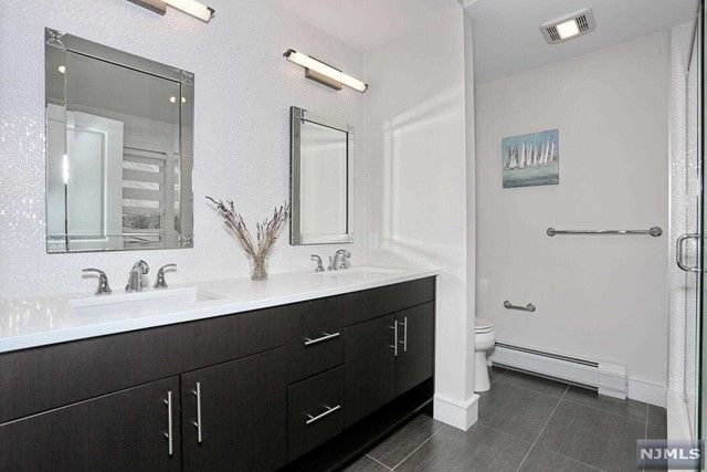 793 Harvard Place, Cliffside Park, NJ 07010