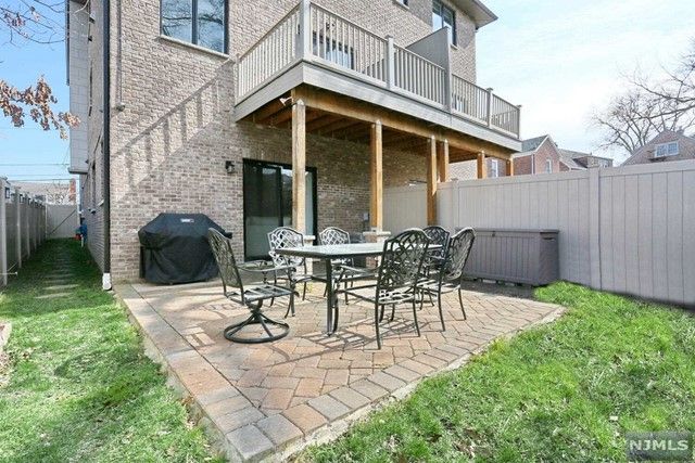 793 Harvard Place, Cliffside Park, NJ 07010