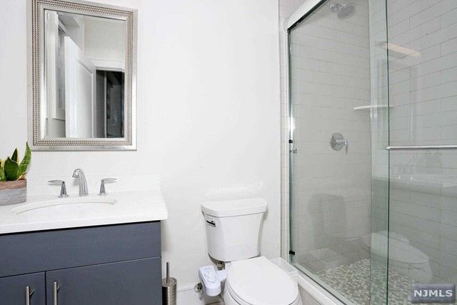793 Harvard Place, Cliffside Park, NJ 07010