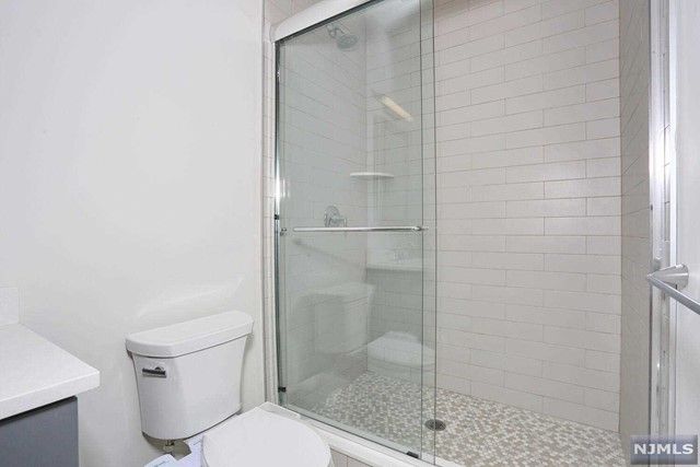 793 Harvard Place, Cliffside Park, NJ 07010