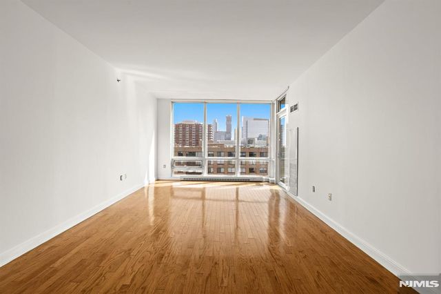 20 Newport Parkway 2303, Jersey City, NJ 07310