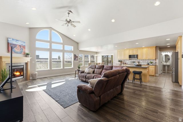 557 MILLER WAY, Farmington, UT 84025