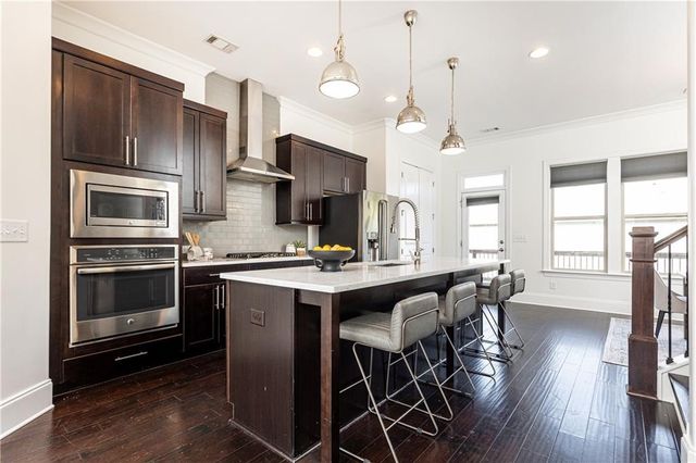 2160 Prestwick Court, Atlanta, GA 30319