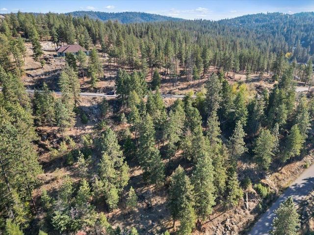 12616 E Chester Ridge Ln, Spokane, WA 99206