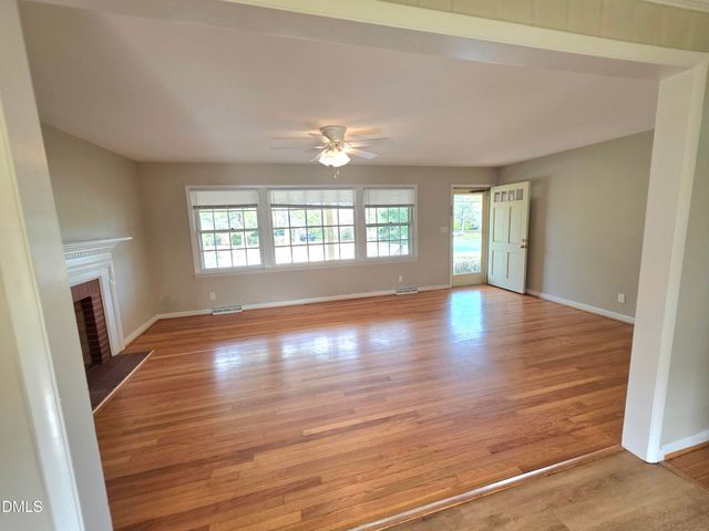 401 N Lincoln Street, Benson, NC 27504