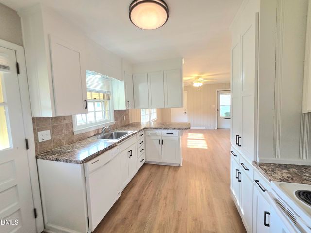 401 N Lincoln Street, Benson, NC 27504