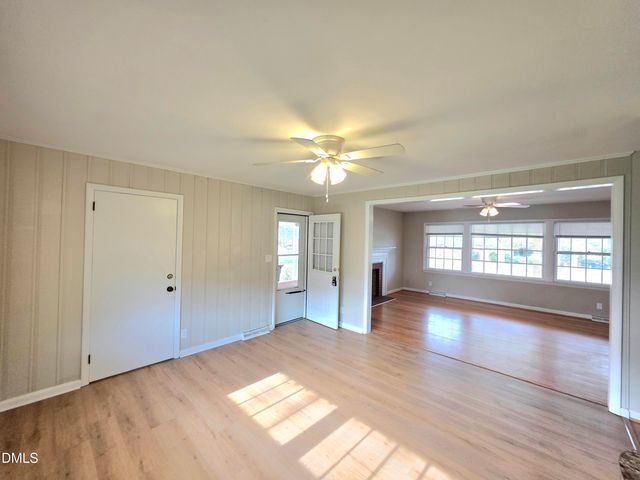 401 N Lincoln Street, Benson, NC 27504