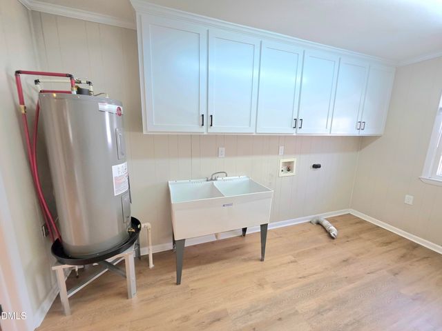 401 N Lincoln Street, Benson, NC 27504