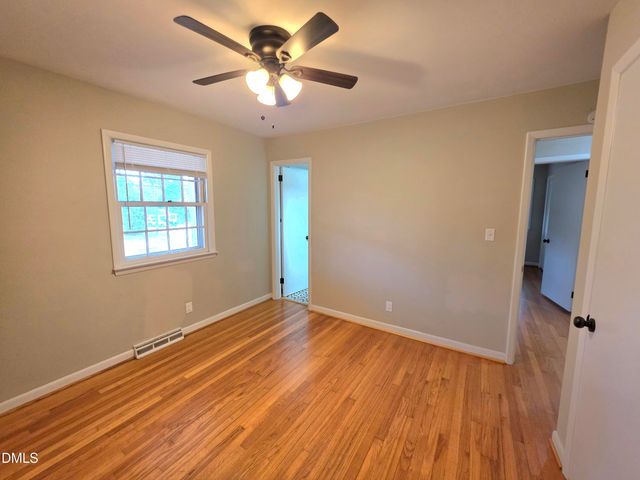 401 N Lincoln Street, Benson, NC 27504