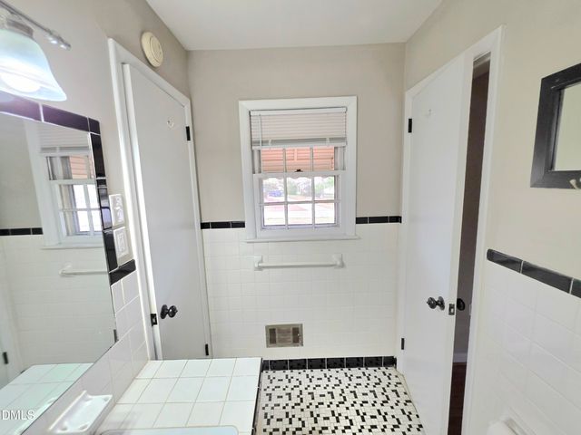 401 N Lincoln Street, Benson, NC 27504