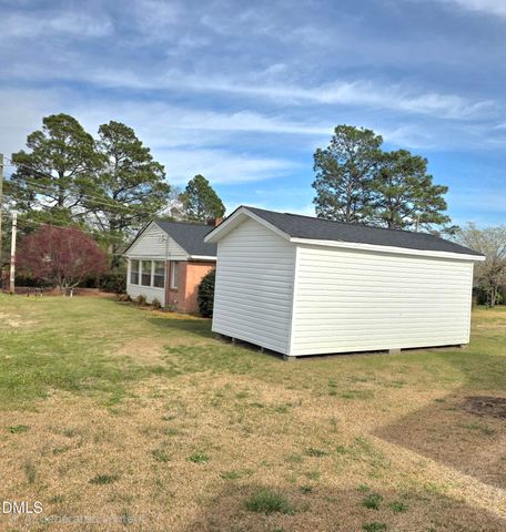 401 N Lincoln Street, Benson, NC 27504