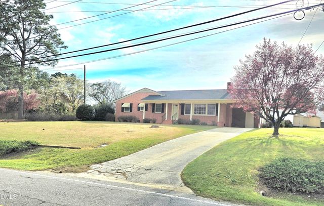 401 N Lincoln Street, Benson, NC 27504