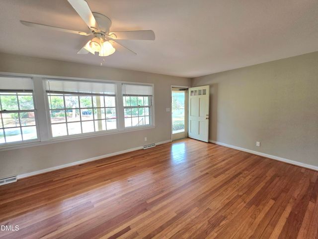 401 N Lincoln Street, Benson, NC 27504