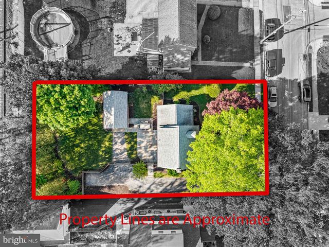 56 N BROOKSIDE RD, Springfield, PA 19064