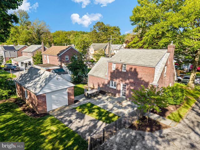 56 N BROOKSIDE RD, Springfield, PA 19064