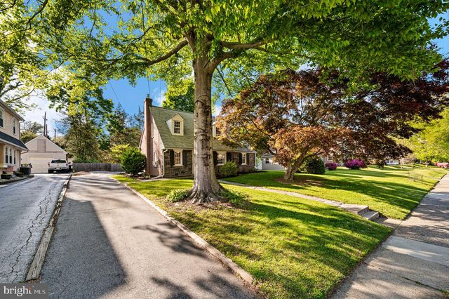 56 N BROOKSIDE RD, Springfield, PA 19064