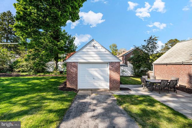 56 N BROOKSIDE RD, Springfield, PA 19064