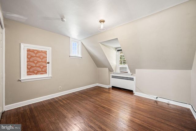 56 N BROOKSIDE RD, Springfield, PA 19064