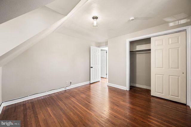 56 N BROOKSIDE RD, Springfield, PA 19064