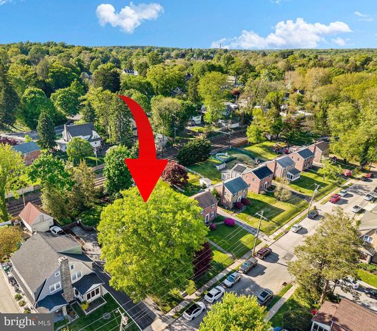 56 N BROOKSIDE RD, Springfield, PA 19064