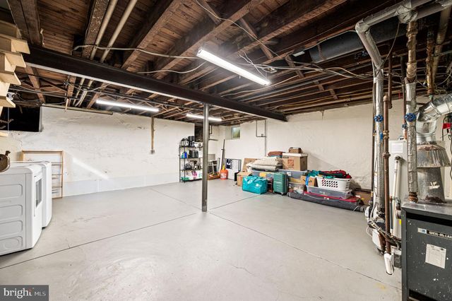56 N BROOKSIDE RD, Springfield, PA 19064