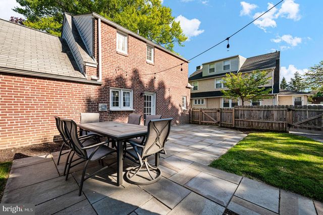 56 N BROOKSIDE RD, Springfield, PA 19064