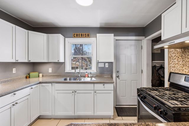 1108 6th Street E, Saint Paul, MN 55106