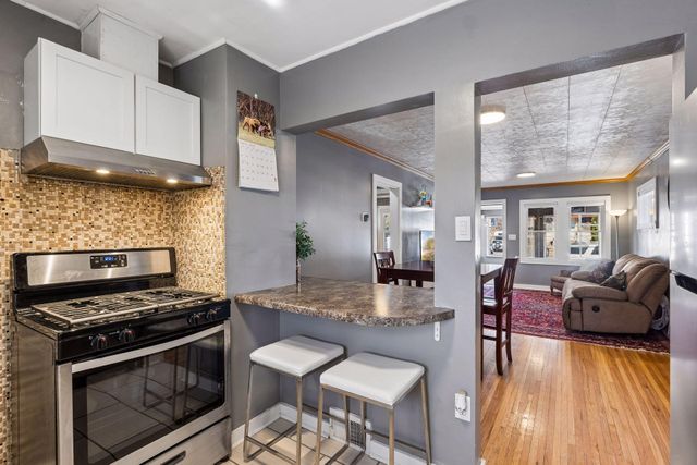 1108 6th Street E, Saint Paul, MN 55106