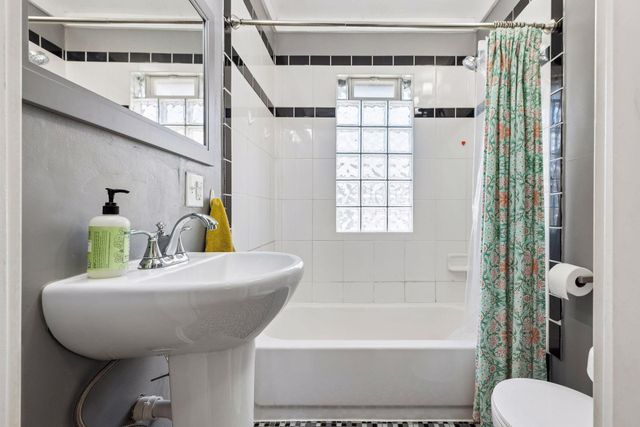 1108 6th Street E, Saint Paul, MN 55106